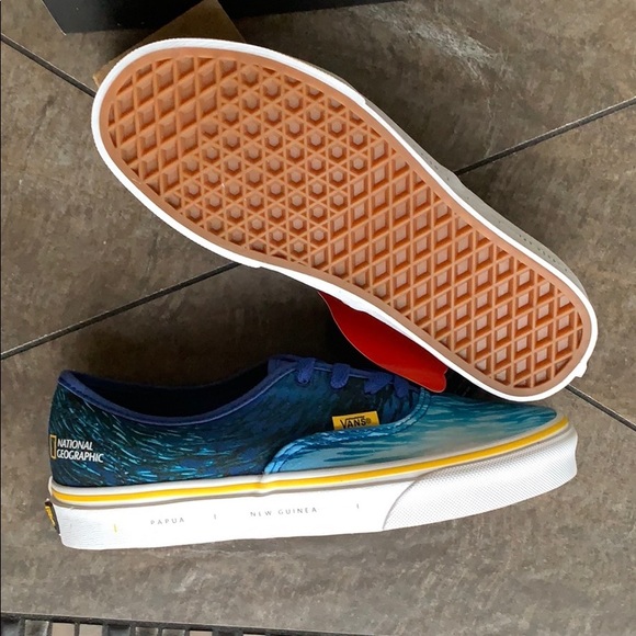 VANS AUTHENTIC NATIONAL GEOGRAPHIC OCEANTRBL WMNS - Picture 3 of 16